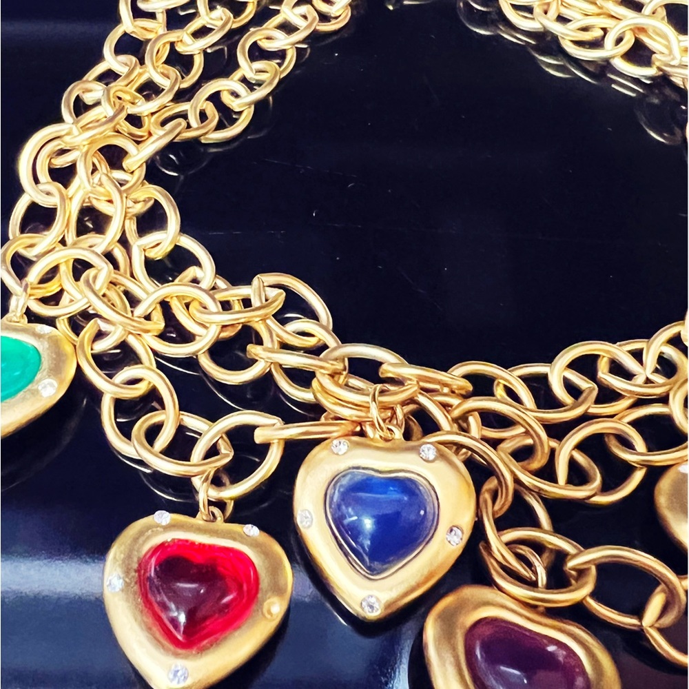 Sublime GIVENCHY Bijoux Gripoix Glass Vintage hearts necklace - Picture 4 of 4